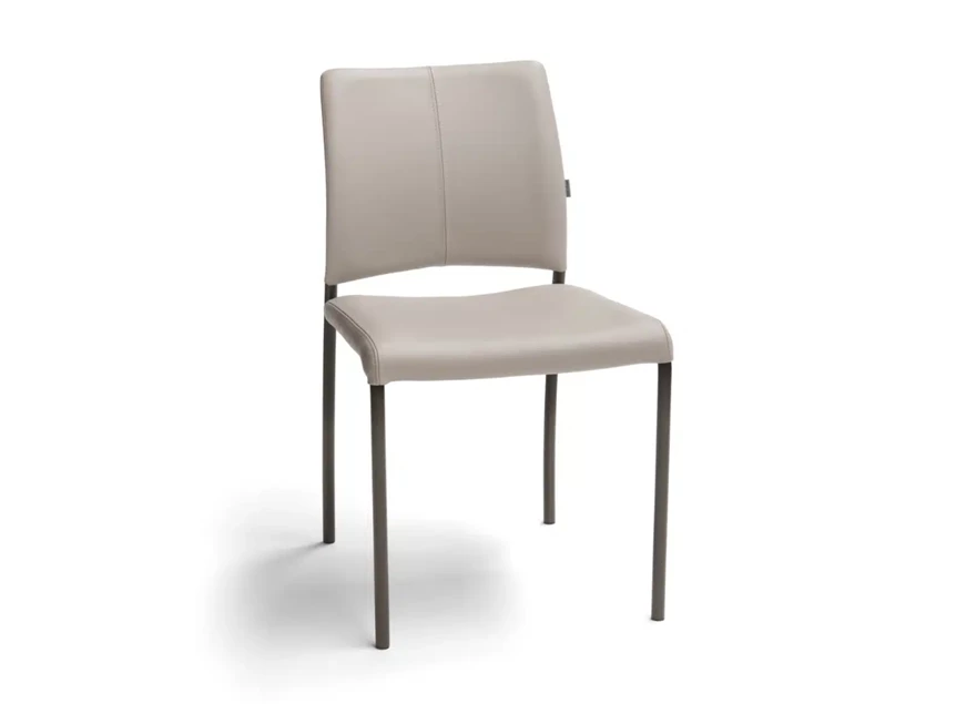 Stoel Amore leder greige Bree's New World