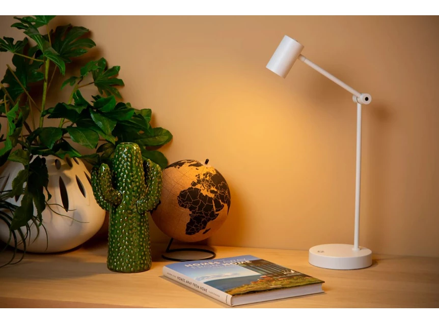 Tipik leeslamp wit sfeer