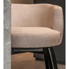 Front Lage barstoel Chena stof beige houten poot Passe Partout
