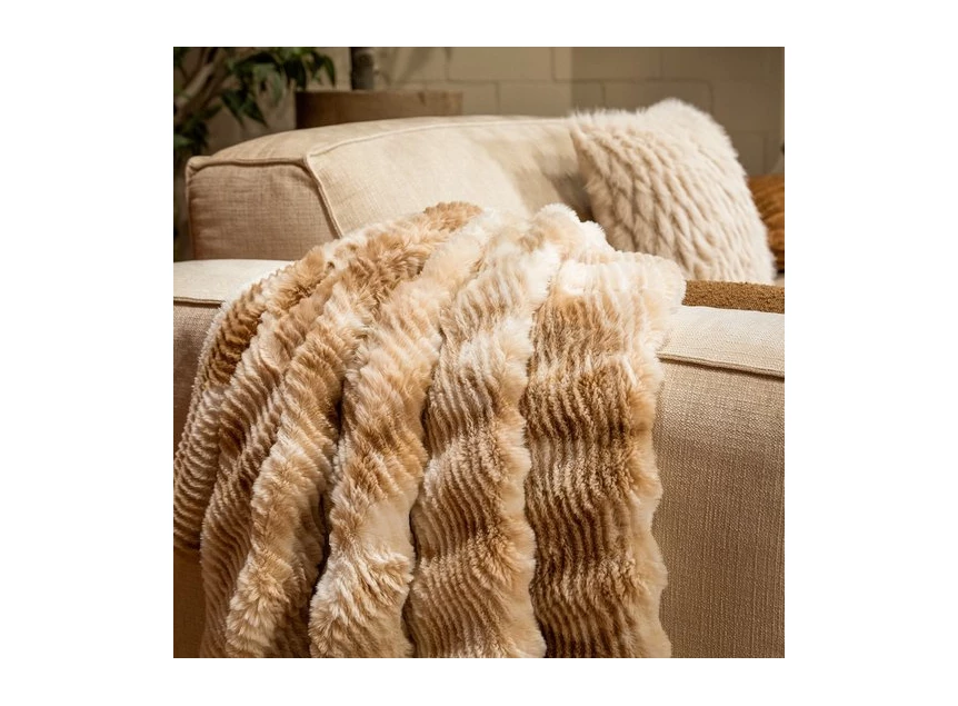 Silvio plaid- irish cream- 140x180cm- sfeerbeeld