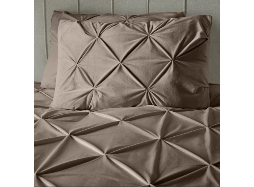 Pintuck velvet- taupe- 140*220- detail