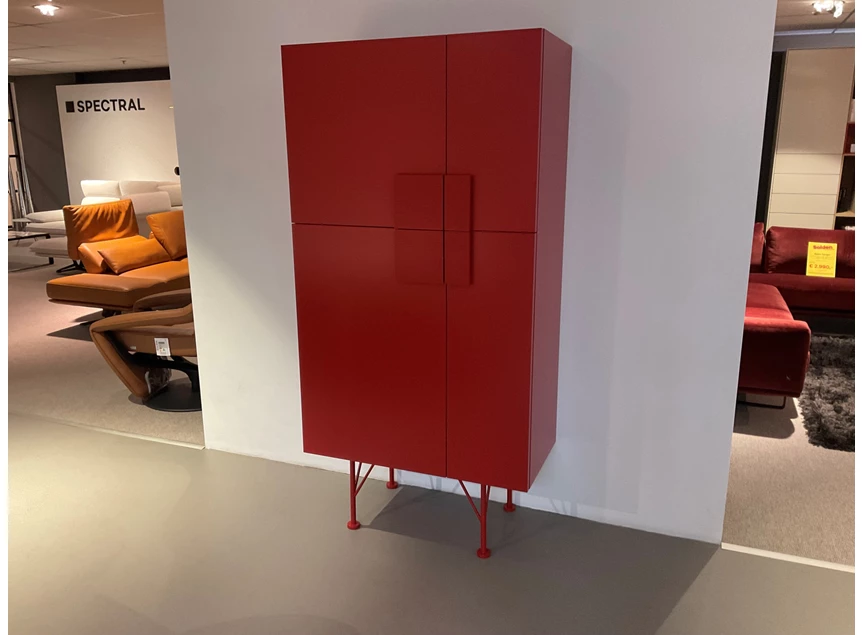 Barkast Centrotrentacinque lak rood Capod'Opera