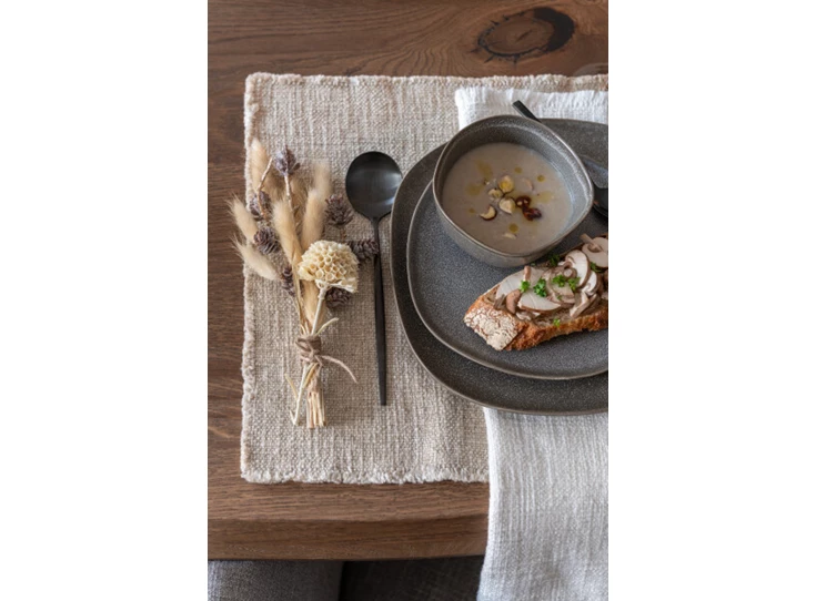 Rechthoekige placemat- gerafelde rand- linnen/katoen- beige- sfeerbeeld