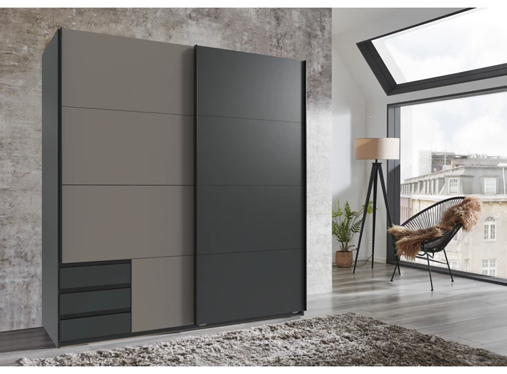 Emden X56 775 Milieu.jpg