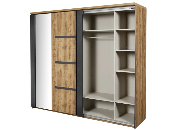 PAULINE kleerkast 2.jpg