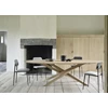 Sfeerfoto Oak Mikado Dining Table Oval 50181 Ethnicraft
