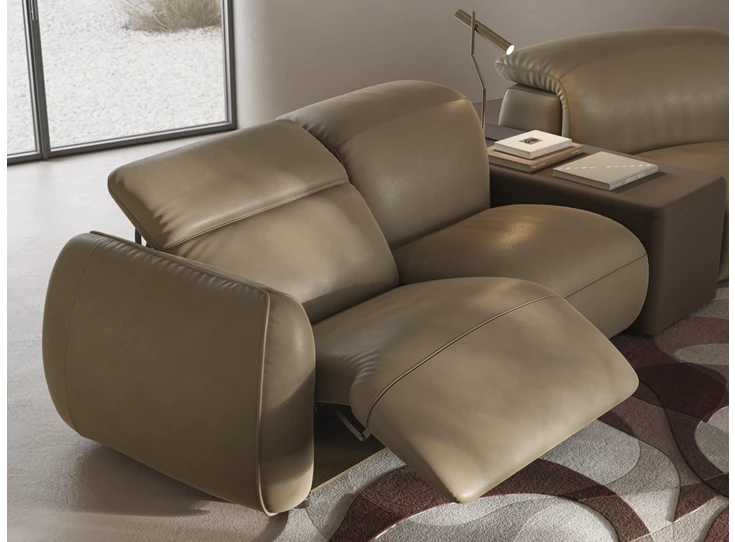 Bovenkant relax Salon Mindful 3289 met bijzettafels leder zandkleur Natuzzi Italia