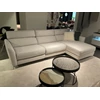 Salon Stan 3035 met longchair en relax stof wit Natuzzi Italia