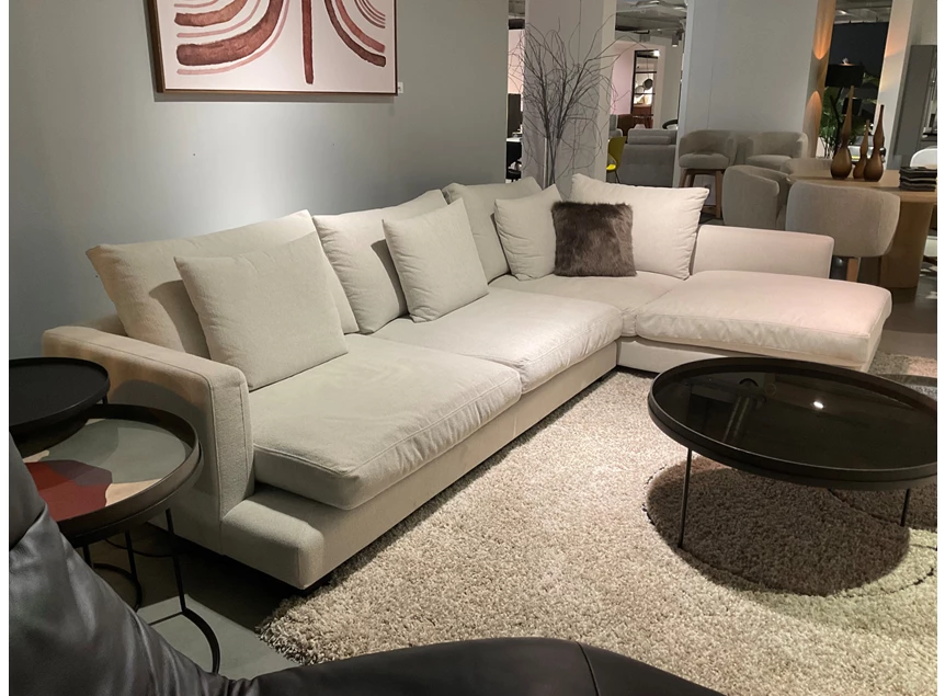 Zijkant Salon Freestyle met longchair stof wit linnen Leda