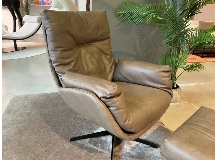 Detail Bijzetzetel Romeo natuurleder bruin taupe Designwerk