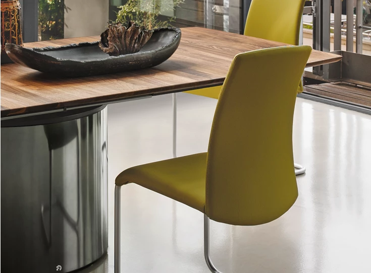 Detail Verlengbare tafel Adler 1224 massief noot metalen voet black chrome 2 oval Draenert