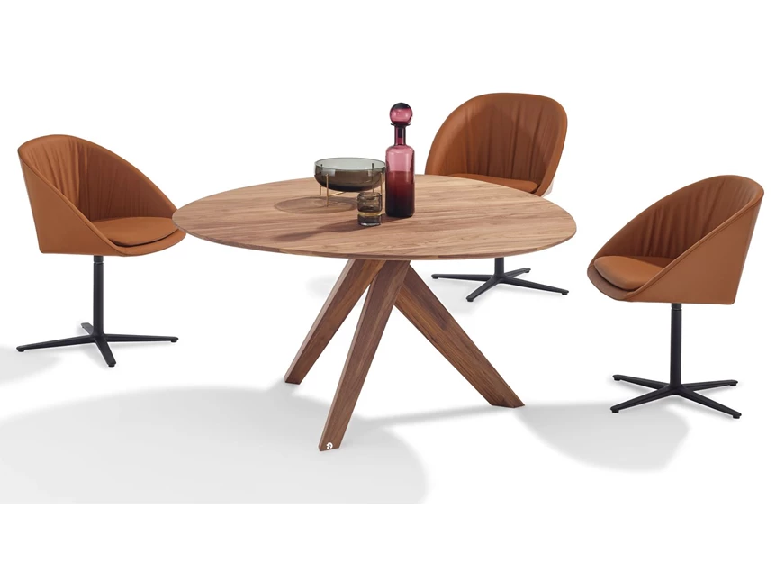 Sfeerfoto Tafel Trilope 1540 massief hout Amerikaanse walnoot Draenert