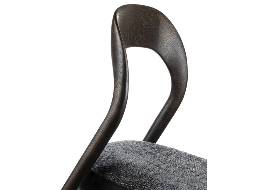 Detail Eetkamerstoel Moly massief donker eik Estetica Home