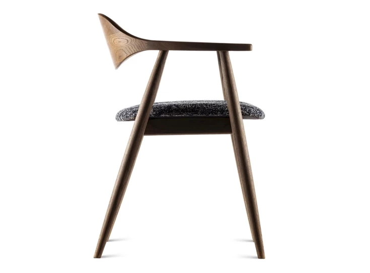 Zijkant Eetkamerstoel Solero massief tobacco eik Estetica Home