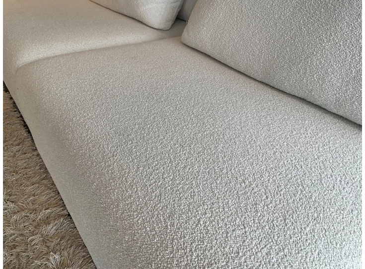 Detail Salon Lexus longchair cosy stof gebroken wit Passe Partout