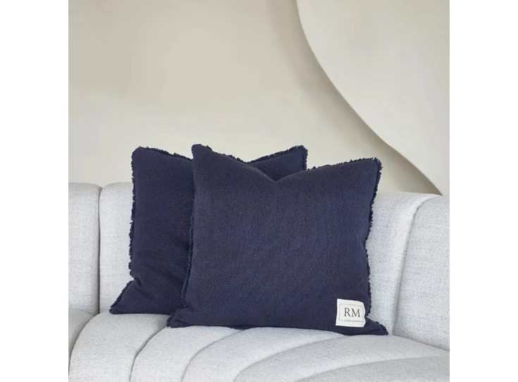 Pillow cover blueberry blue 60×60- sfeerbeeld