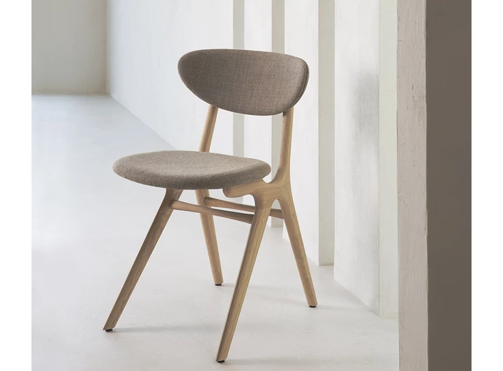 Sfeerfoto Eetkamerstoel Oak Eye Dining Chair Warm Grey 50669 Ethnicraft