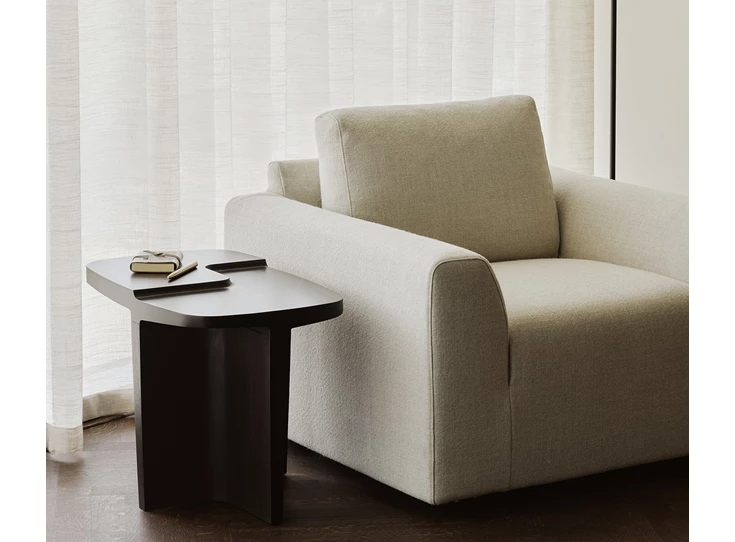 Sfeerfoto Bijzetzetel Lounge Ease Leche 20094 Ethnicraft