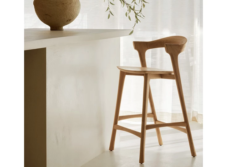 Sfeerfoto Lage barstoel Oak Bok Bar Stool 51562 Ethnicraft