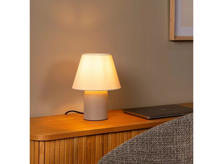 Macia tafellamp beige sfeer