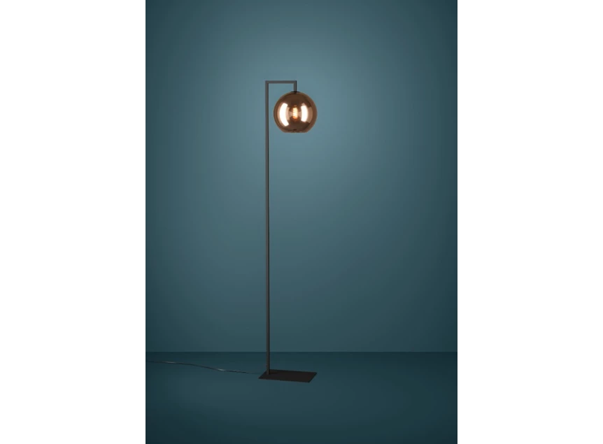 Cordoba staanlamp zwart/koperkleuren sfeer