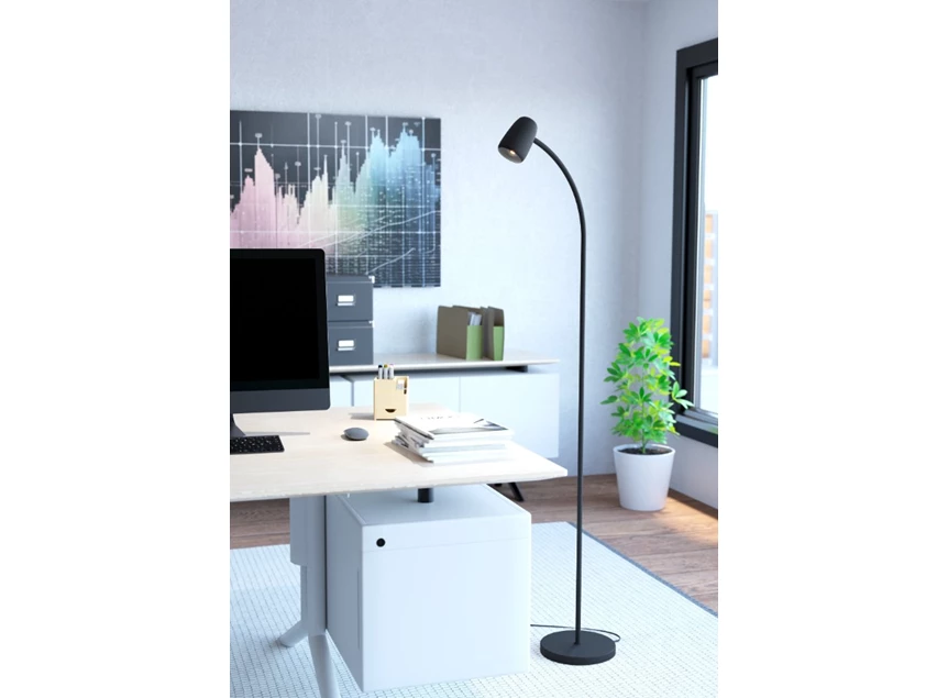 Carlo staanlamp staal zwart sfeer