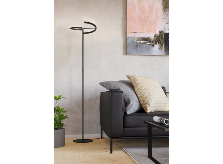 Castelpoto staanlamp zwart sfeer