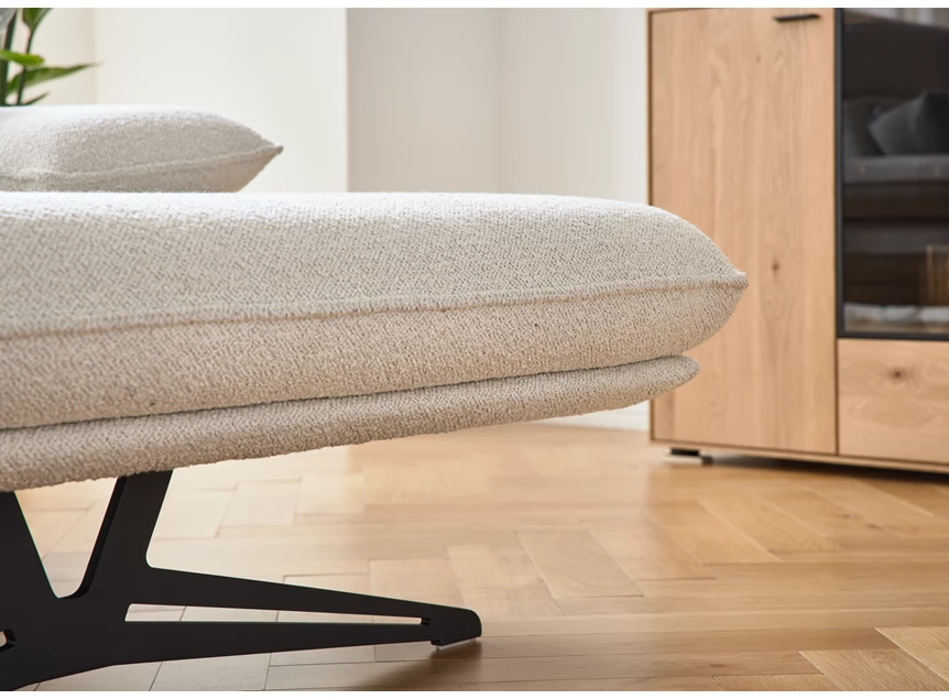 Detail Zetel MR 455 met longchair stof wit Koinor Musterring