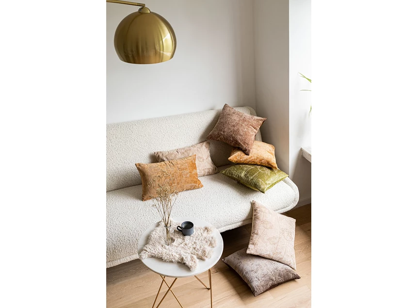 Kussen Anna taupe sfeer.jpg