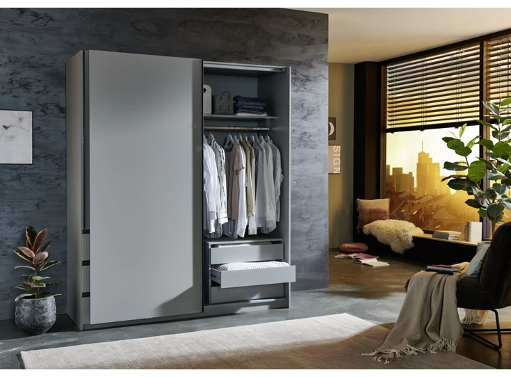 Stade X18 749 Milieu rechts offen.jpg