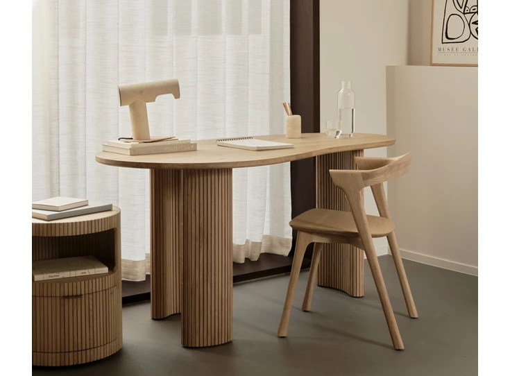 Sfeerfoto Armstoel Oak Bok Dining Chair Varnished 50073 Ethnicraft