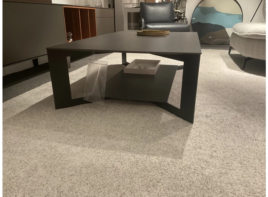 Zijkant Salontafel SQ keramiek Basalt Crest Karat