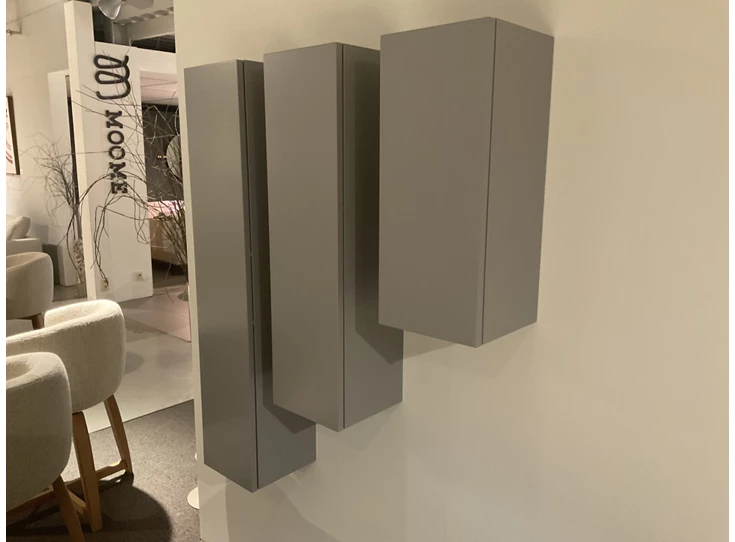 Zijkant Kolomkasten HV matte lak midden grijs Karat