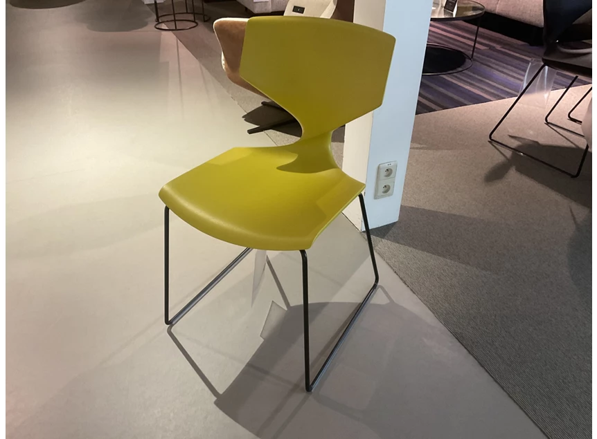 Stoel Quo X10 Yellow sledepoot Tonon