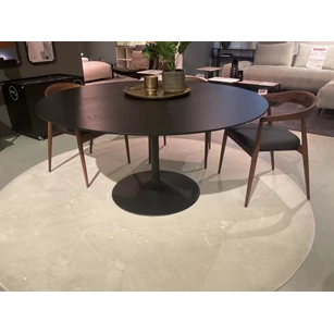 Eettafel Miles rond eik hout zwart Diadesi