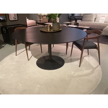 Eettafel Miles rond eik hout zwart Diadesi