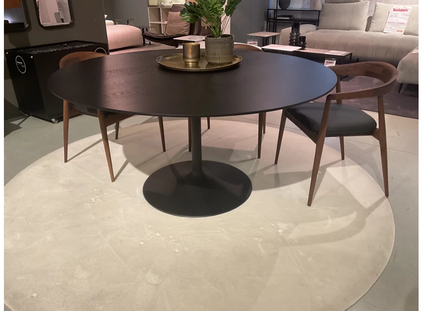 Eettafel Miles rond eik hout zwart Diadesi