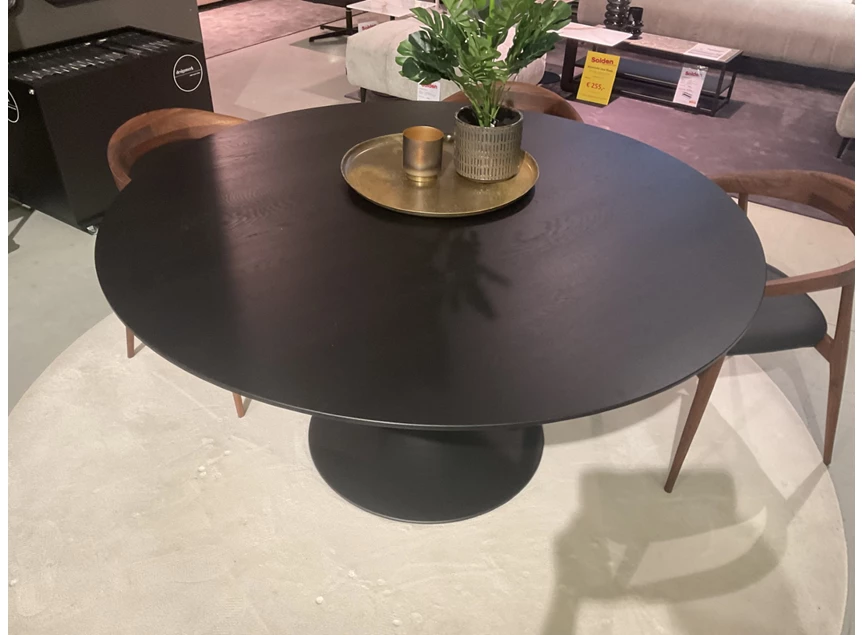 Bovenkant Eettafel Miles rond eik hout zwart Diadesi