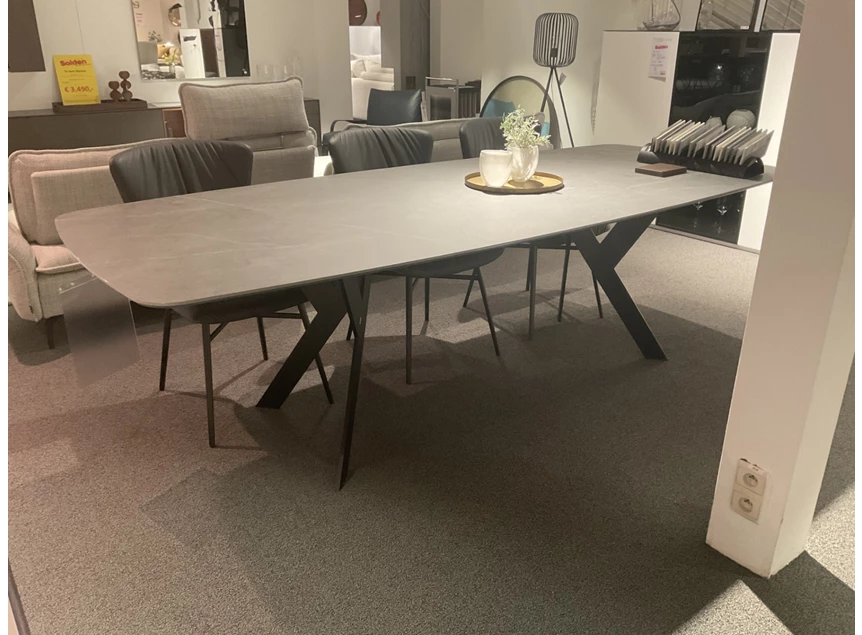 Eettafel Nexus bootvorm keramiek grijs Diadesi