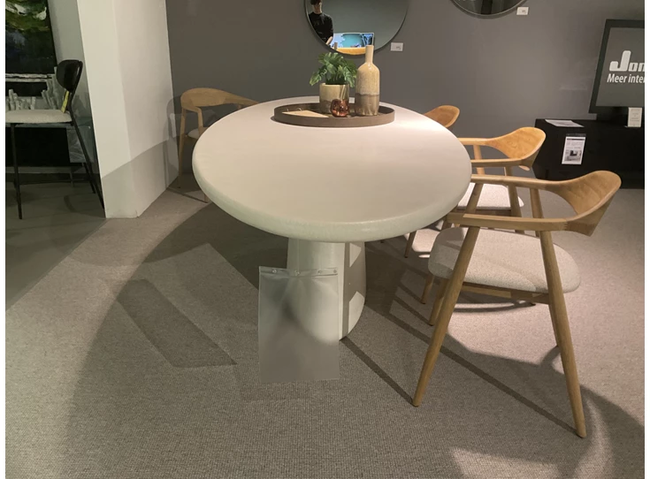 Zijde Eettafel Eleva ovaal mortex cemento Liz Tables
