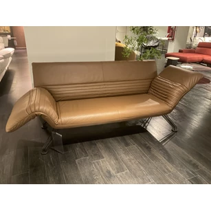 Salon DS-142 Wing deSede.jpg