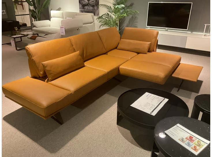 Draaibare zit Salon Finero leder sole Koinor