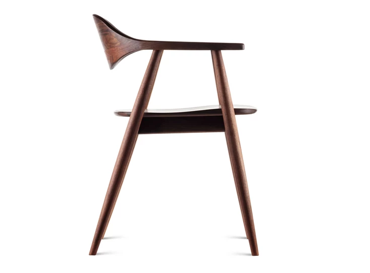 Zijkant Armstoel Solero Wood massief Amerikaans noot Estetica Home