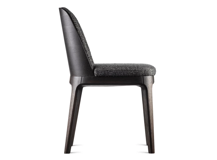 Zijkant Stoel Numo hout beuk stof Estetica Home