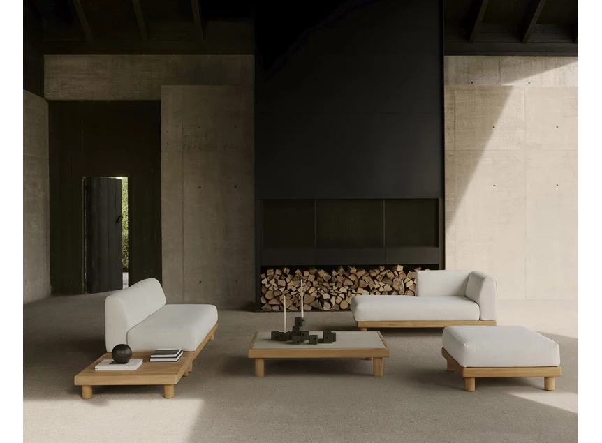 Sfeerfoto Longchair Teak Monocle Day Bed R arm white fabric 10416 Ethnicraft