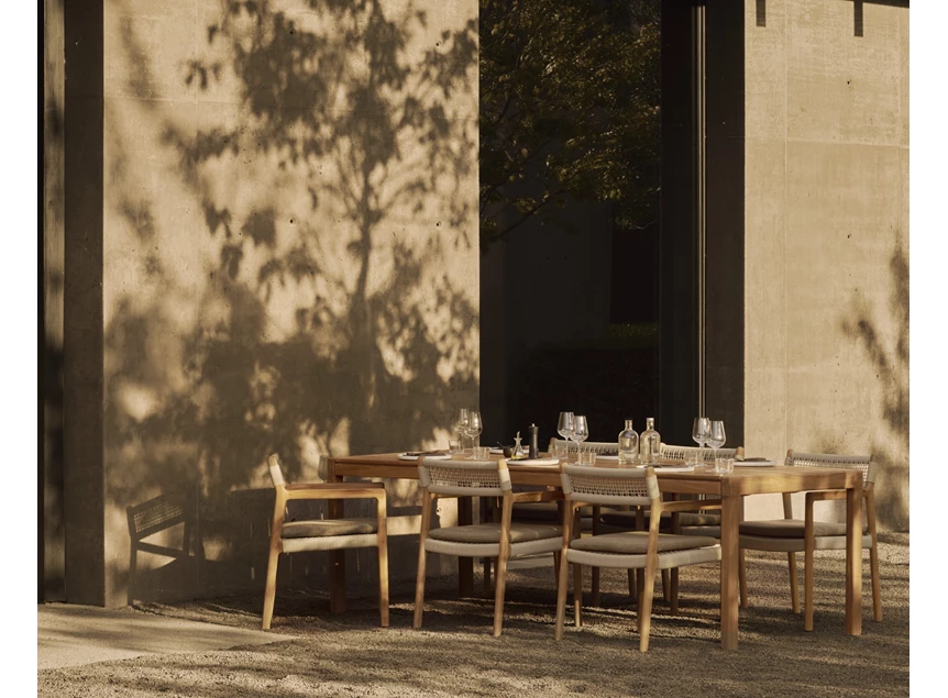 Sfeerfoto Tuinstoel Teak Jack Woven Outdoor Dining Chair Beige Cord Silt fabric 10340 Ethnicraft