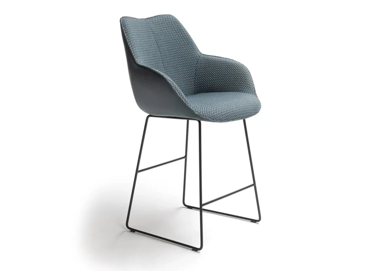 Barstoel Kiq Arm Medium combinatie leder stof blauw Bree's New World