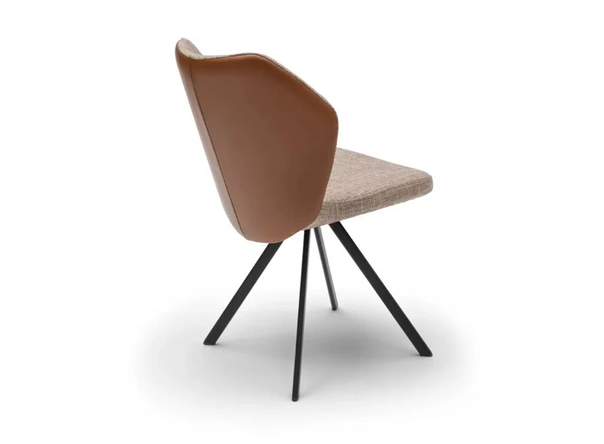 Achterkant Stoel Toby combinatie stof taupe leder cognac metalen poot Bree's New World