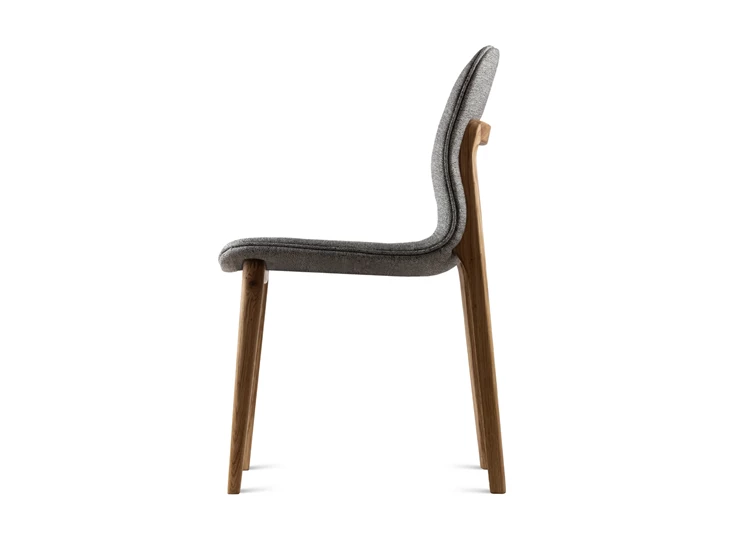 Zijkant Eetkamerstoel Calma massief hout eik natuur stof grijs Estetica Home