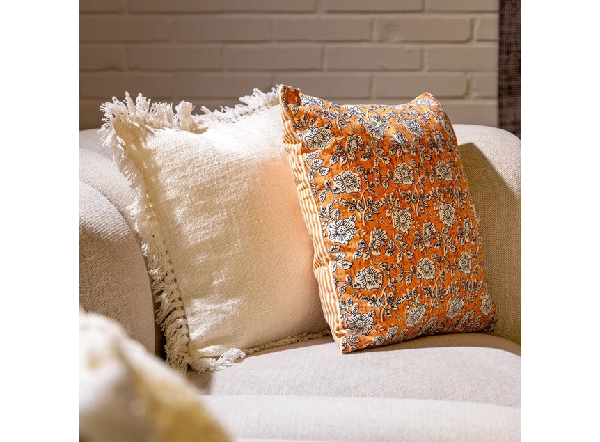 jonna sierkussen 45x45 snow white sfeerfoto